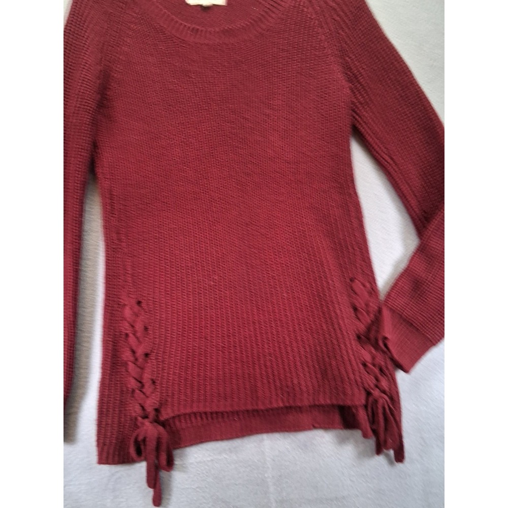 Pink Rose Women's‎ Sweater Size Medium Red